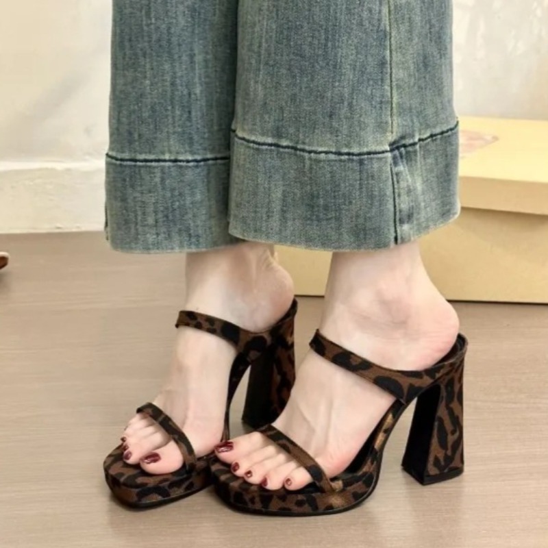 Women Fashion Korean - Sandales pour femmes tendance à semelle