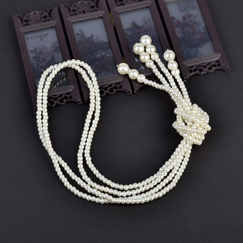 Collier de perles des années 1 - Women'S Fashion In The 1920S avis et prix